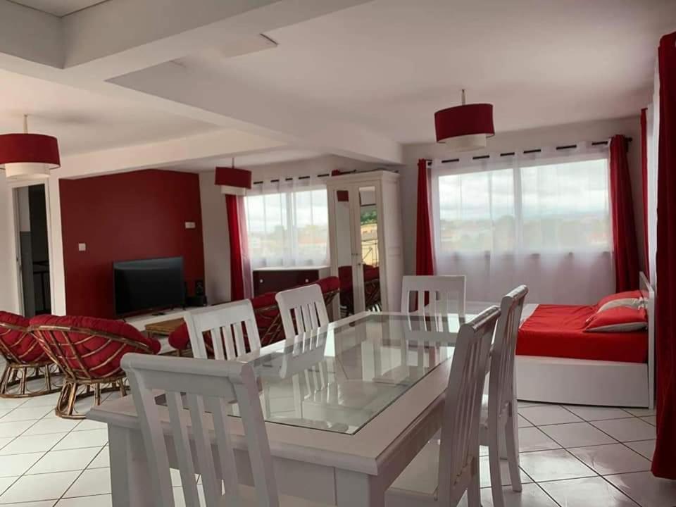 Appartements Andrian Location アンタナナリボ エクステリア 写真